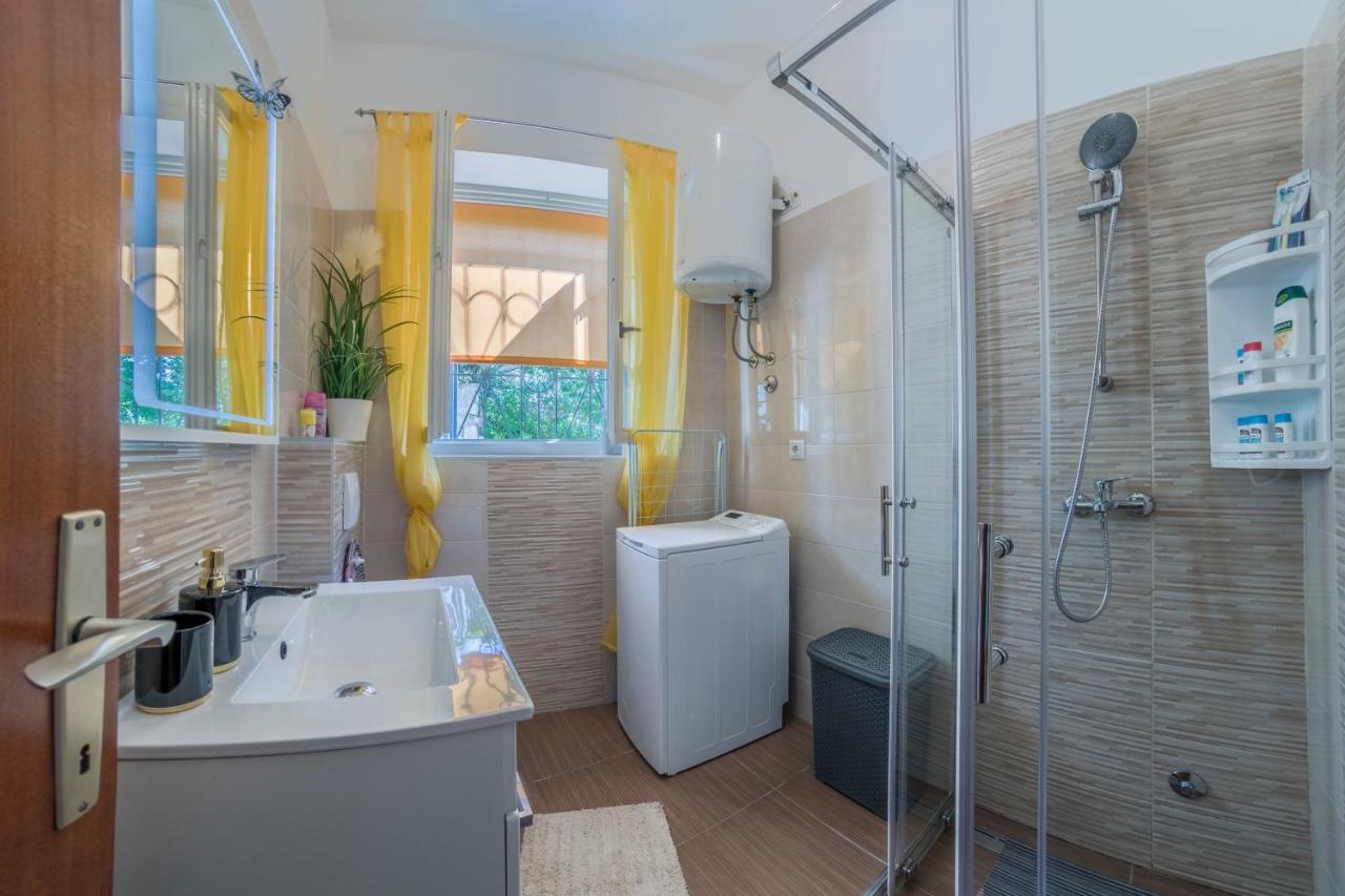 Apartment Ljube Pula Dış mekan fotoğraf